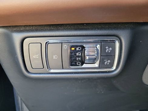 Certified 2022 Lincoln Aviator Reserve w/ Equipment Group 201A RWD image 25