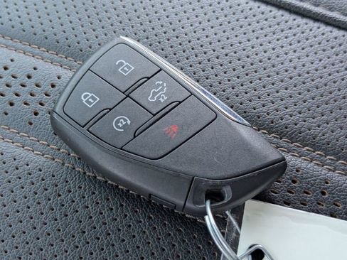 Used 2025 Chevrolet Silverado 1500 High Country w/ High Country Premium Package image 27