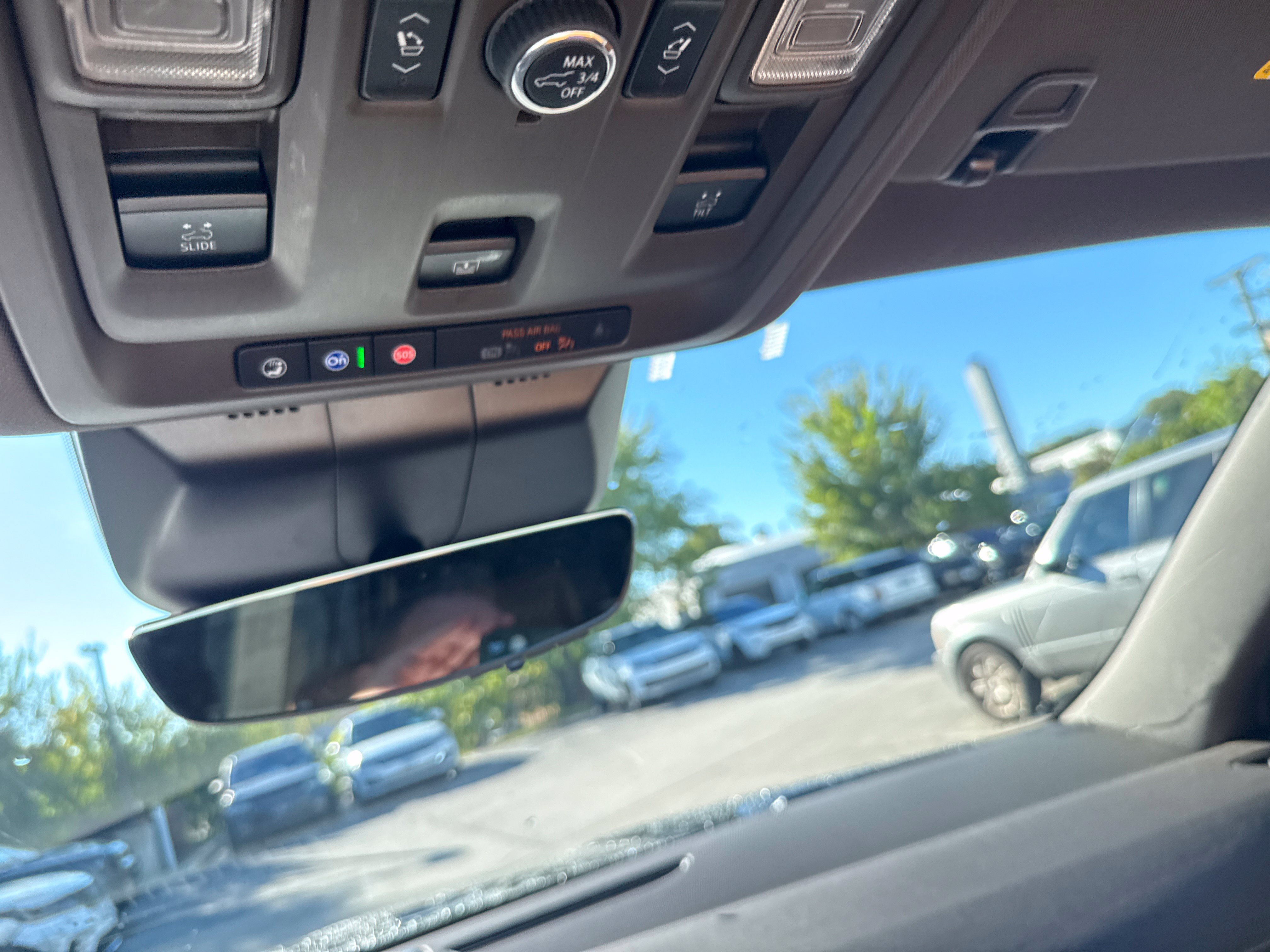 Used 2023 Cadillac Escalade Sport w/ LPO, ONYX Package AWD/4WD image 18