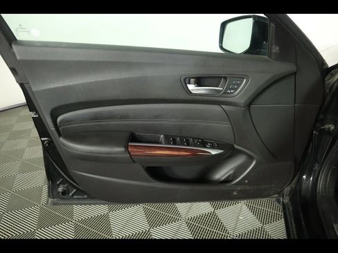 Used 2015 Acura TLX w/ Technology Package image 16