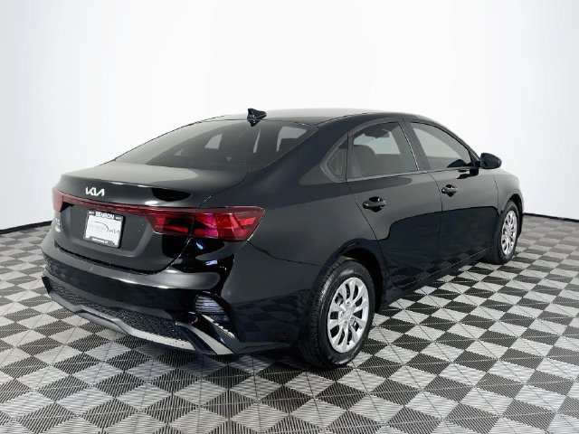 Used 2024 Kia Forte LX FWD image 8