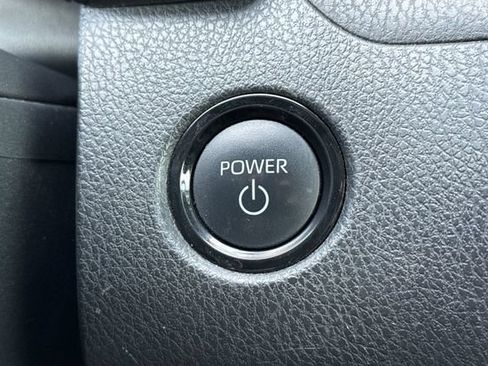Used 2025 Toyota Camry LE FWD image 27
