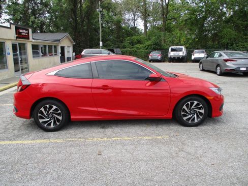 Used 2017 Honda Civic LX image 9