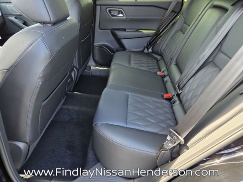 New 2026 Nissan Rogue Platinum AWD/4WD image 9
