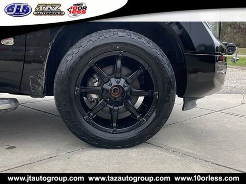 Used 2020 Nissan Titan SV AWD/4WD image 4