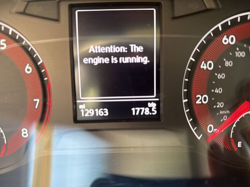 Used 2020 Volkswagen Jetta R-Line w/ R-Line Cold Weather Package image 5