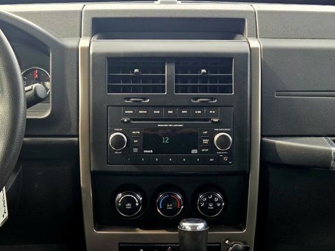 Used 2012 Jeep Liberty Sport image 24