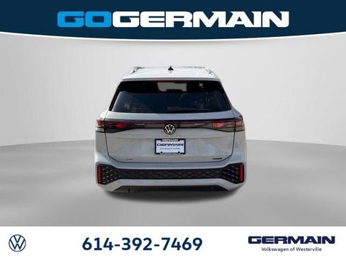 New 2026 Volkswagen Tiguan SEL R-Line image 9