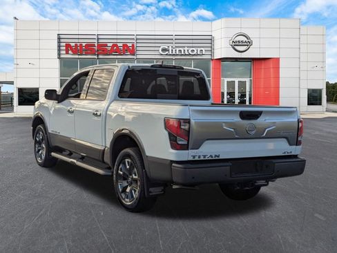 Certified 2024 Nissan Titan Platinum Reserve w/ Moonroof Package image 5