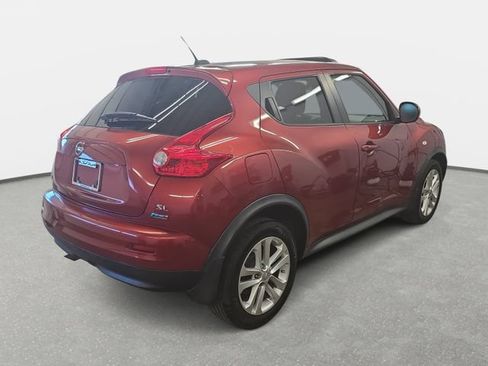 Used 2013 Nissan Juke SL FWD image 4