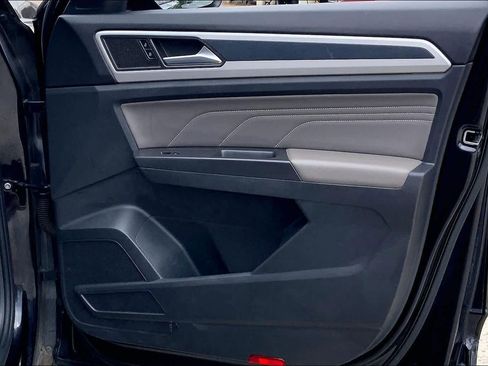 Used 2023 Volkswagen Atlas SEL R-Line AWD/4WD image 23