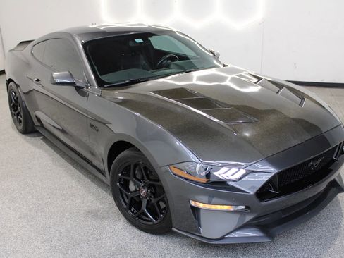 Used 2018 Ford Mustang GT Premium w/ Equipment Group 401A image 2