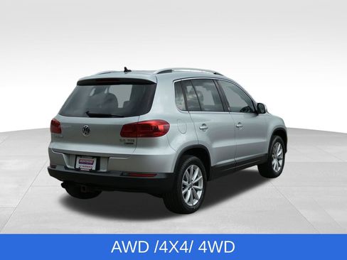 Used 2017 Volkswagen Tiguan Wolfsburg Edition AWD/4WD image 11