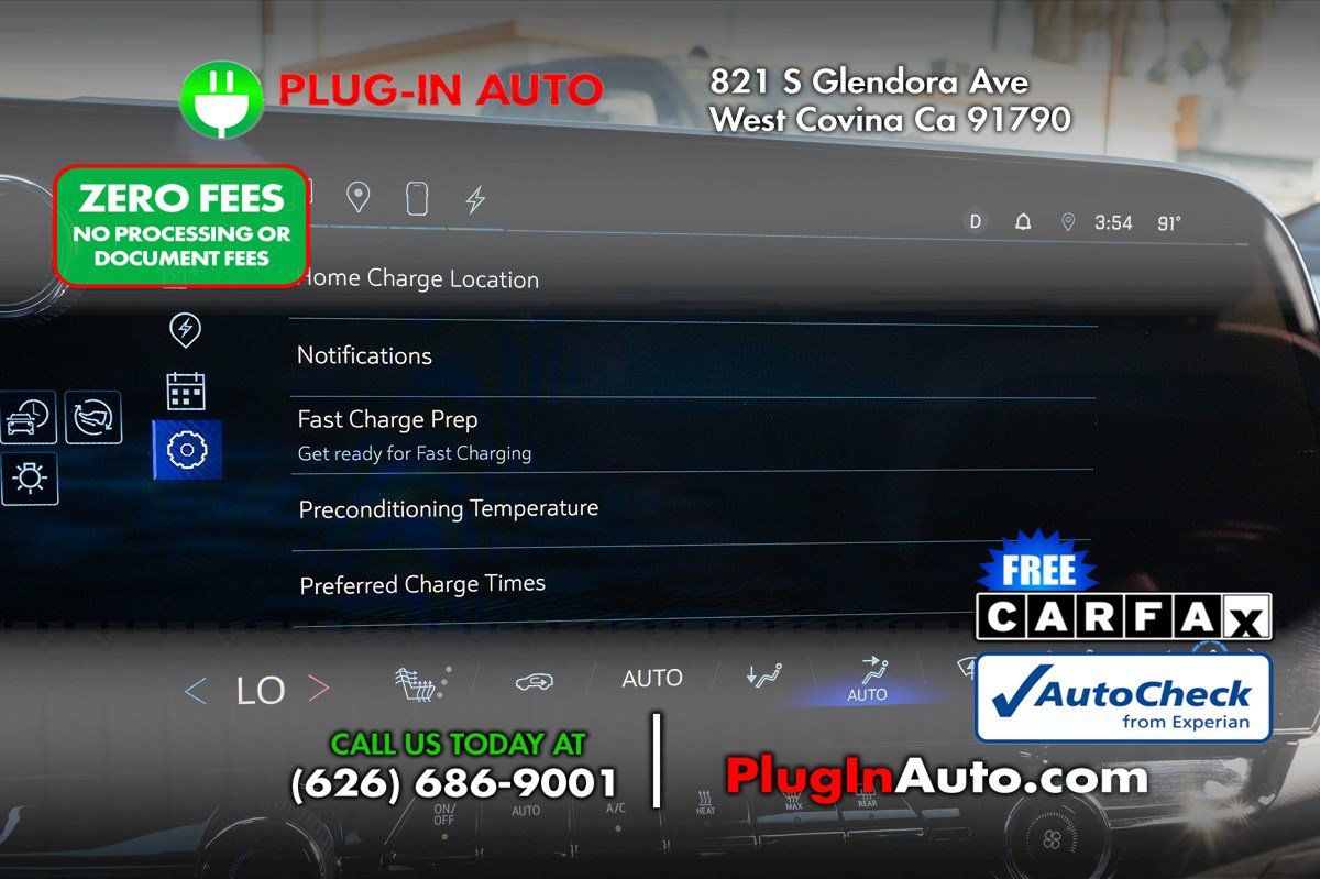 Used 2024 Chevrolet Blazer EV LT AWD/4WD image 28