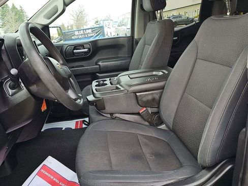 Used 2019 Chevrolet Silverado 1500 Custom w/ Custom Value Package image 5