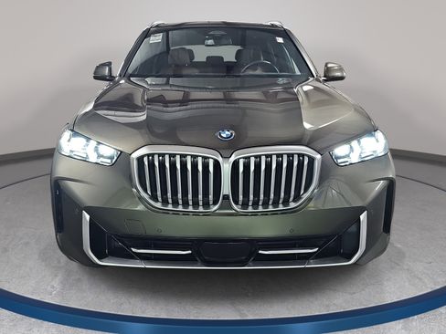 Certified 2024 BMW X5 xDrive50e w/ Premium Package image 2