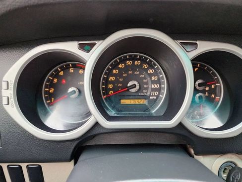 Used 2004 Toyota 4Runner Limited image 42