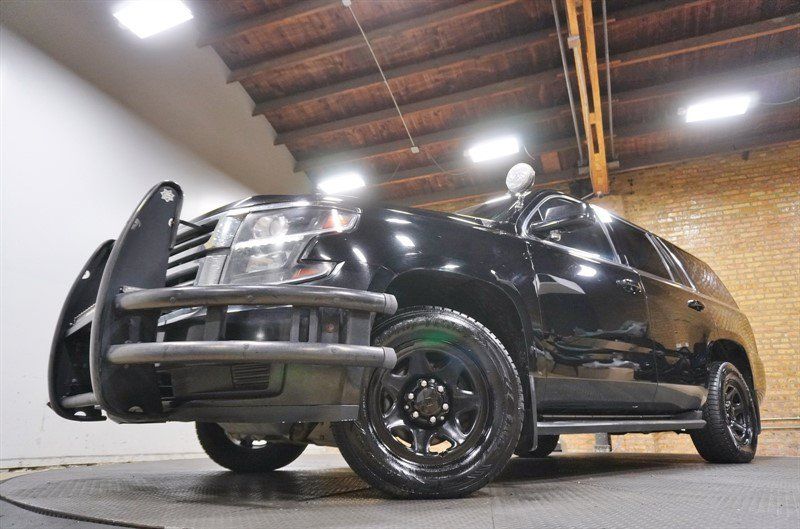 Used 2020 Chevrolet Tahoe 4WD w/ Remote Keyless Entry Package image 3
