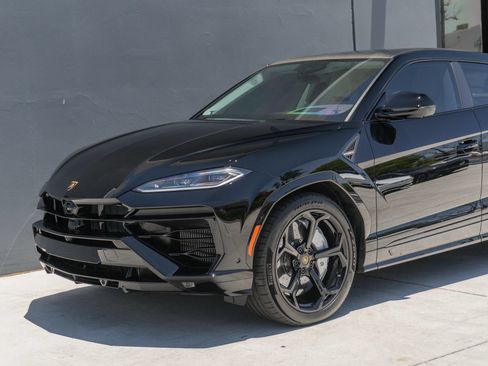 Used 2026 Lamborghini Urus SE AWD/4WD image 20