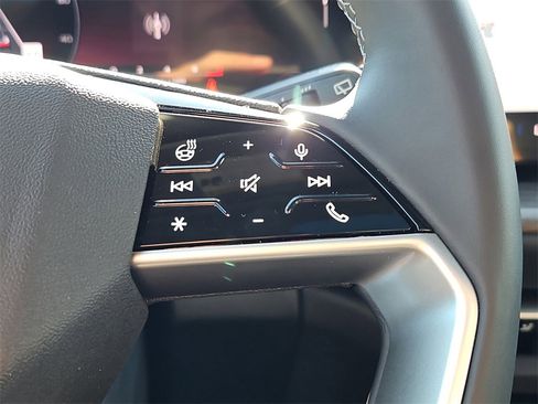 New 2025 Audi Q5 Premium Plus image 18