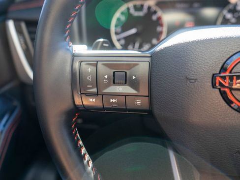 Used 2025 Nissan Rogue SV w/ Rock Creek Premium Package image 19