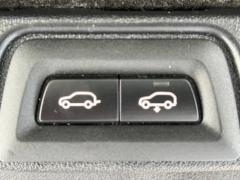 Used 2020 BMW X5 xDrive40i w/ M Sport Package AWD/4WD image 10