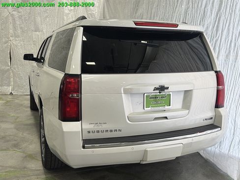 Used 2018 Chevrolet Suburban Premier AWD/4WD image 31