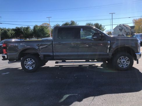 New 2026 Ford F250 Lariat w/ FX4 Off-Road Package image 6