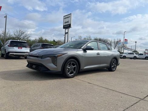 Used 2025 Kia K4 FWD image 7