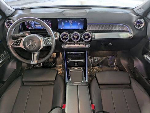 Certified 2025 Mercedes-Benz GLB 250 image 15