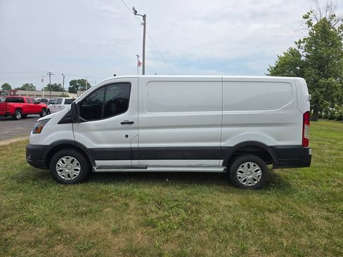 Used 2024 Ford Transit 250 Low Roof w/ Exterior Upgrade Package RWD image 4