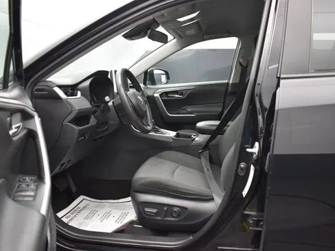Used 2024 Toyota RAV4 XLE FWD image 14