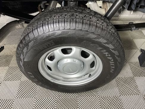 Used 2025 Ford F150 XL image 10