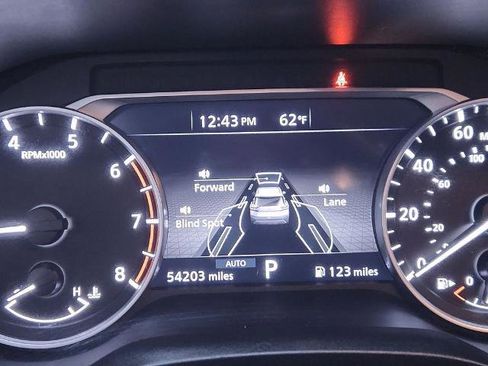 Certified 2023 Nissan Rogue SV image 15