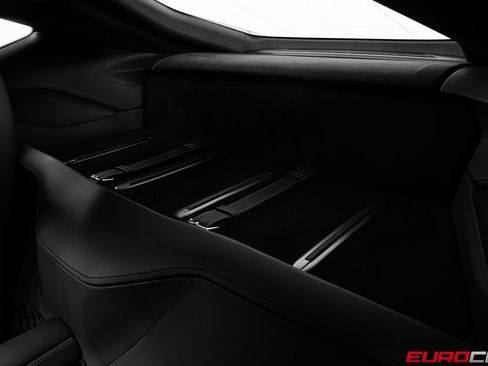 Used 2020 Ferrari 812 Superfast RWD image 43