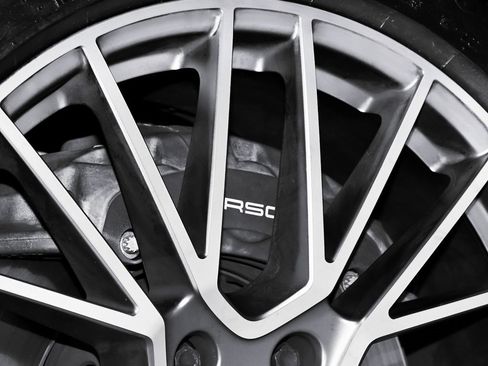 Used 2022 Porsche Cayenne Platinum Edition image 89