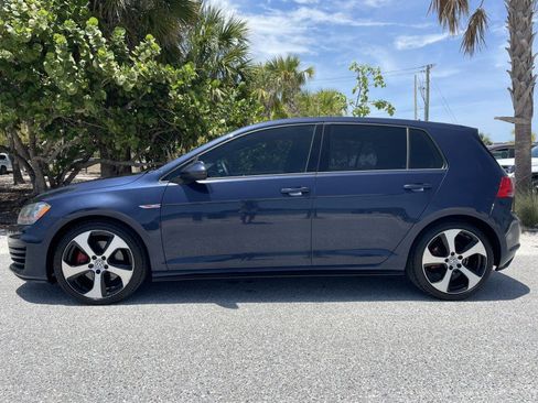 Used 2015 Volkswagen Golf 4-Door FWD image 3