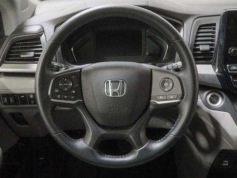 Used 2023 Honda Odyssey EX-L image 25