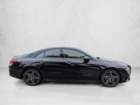 Used 2025 Mercedes-Benz CLA 250 image 4