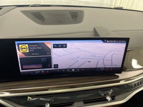 Used 2024 BMW X7 xDrive40i image 22