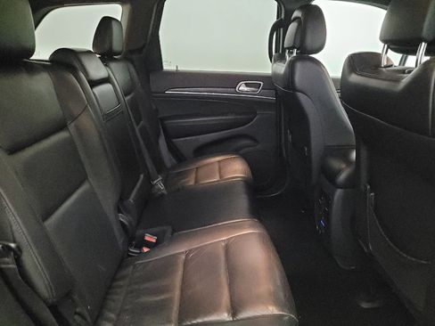Used 2020 Jeep Grand Cherokee Limited AWD/4WD image 19