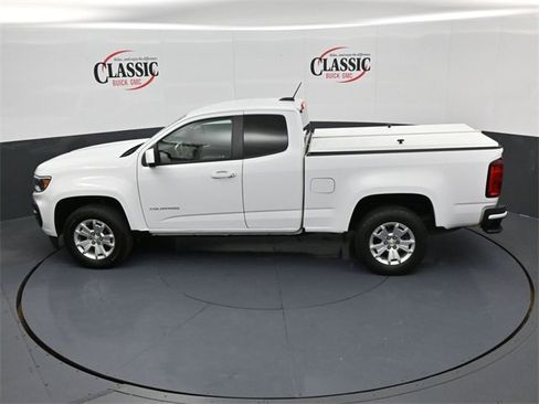 Used 2022 Chevrolet Colorado LT w/ Fleet Safety Package image 16