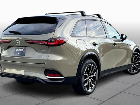 Used 2025 MAZDA CX-70 Plug-In Hybrid w/ Premium Pkg image 12