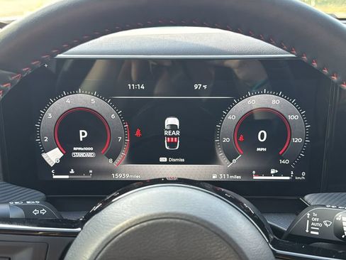 Used 2025 Nissan Kicks SR w/ SR Premium Package FWD image 29