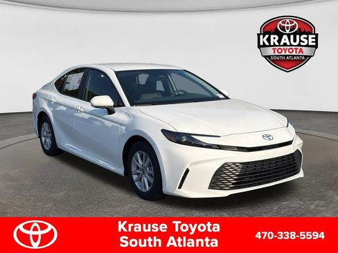 New 2026 Toyota Camry LE w/ Convenience Package FWD image 1