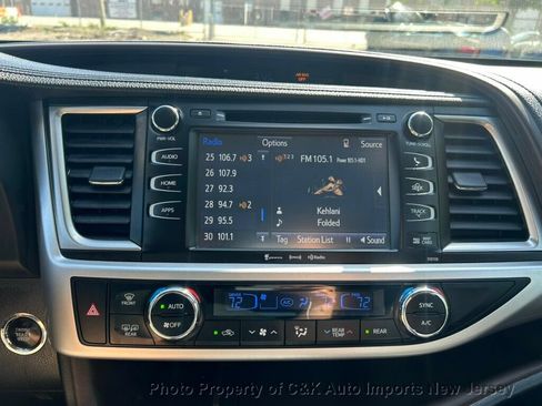 Used 2016 Toyota Highlander XLE AWD/4WD image 44