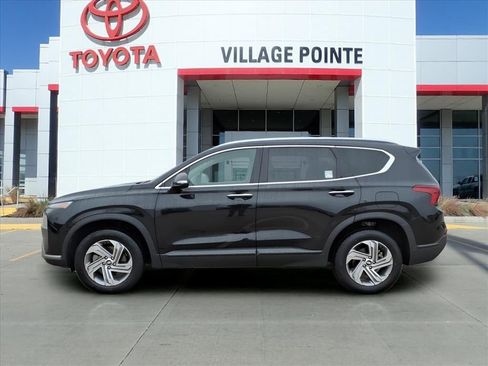 Used 2023 Hyundai Santa Fe SEL image 2