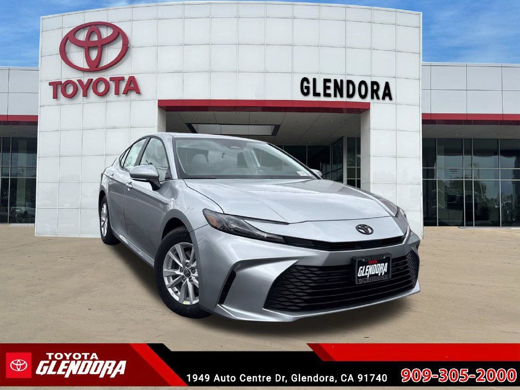 New 2026 Toyota Camry LE FWD image 2