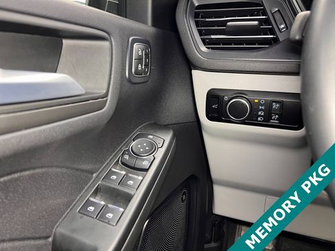 Used 2025 Ford Escape Active w/ Active Premium Tech Pack image 7