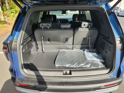 New 2026 Chevrolet Traverse LT w/ Driver Confidence Package image 6